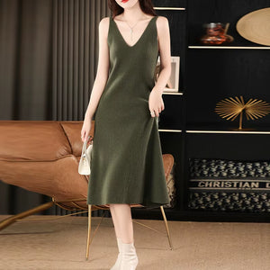 Women'S Strap Knit Dress 100% Merino Wool Tight V-Neck Strap Dress Fall/Winter Women'S Fashion Sexy inside Knee-Length Skirt